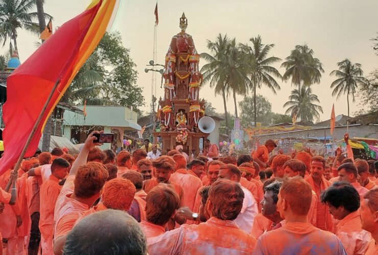 ಬೈಲಹೊಂಗಲ ತಾಲೂಕಿನ ನಾವಲಗಟ್ಟಿ ಗ್ರಾಮದ ಶ್ರೀ ಮಾರುತಿ ದೇವರ ಜಾತ್ರೆ ರಥೋತ್ಸವ