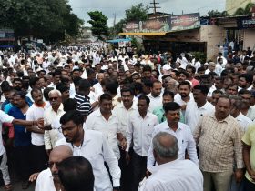 ಜೈನಮುನಿ ಹತ್ಯೆ ಖಂಡಿಸಿ ಚಿಕ್ಕೋಡಿ ನಗರದಲ್ಲಿ ಮೌನ ಪ್ರತಿಭಟನೆ