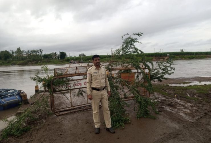 ಅವರಾದಿ ಸೇತವೆ ಜಲಾವೃತ, ಸಂಚಾರ ಸ್ಥಗಿತ