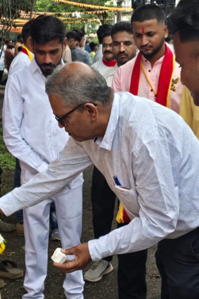 ಬೆಳಗಾವಿಯಲ್ಲಿ ಭಾಷಾ ಬಾಂಧವ್ಯ ಮರಾಠಿ ಮುಖಂಡರಿಂದ ಚನ್ನಮ್ಮ, ರಾಯಣ್ಣನಿಗೆ ಪೂಜೆ!