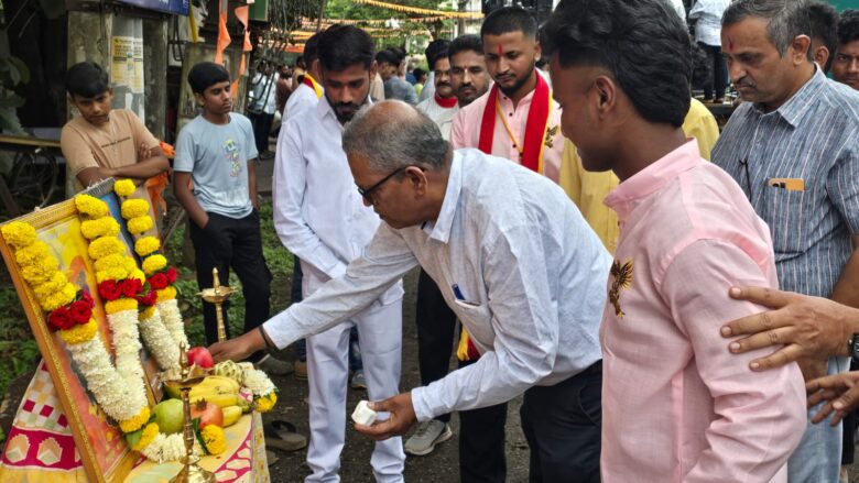 ಬೆಳಗಾವಿಯಲ್ಲಿ ಭಾಷಾ ಬಾಂಧವ್ಯ ಮರಾಠಿ ಮುಖಂಡರಿಂದ ಚನ್ನಮ್ಮ, ರಾಯಣ್ಣನಿಗೆ ಪೂಜೆ!