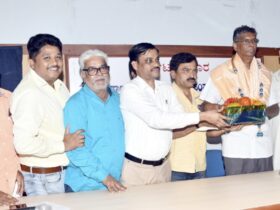 ಪತ್ರಕರ್ತರಿಂದ ಜಿಲ್ಲಾ ಉಸ್ತುವಾರಿ ಸಚಿವರಿಗೆ ಸನ್ಮಾನ  ಮುಂದಿನ ಅಧಿವೇಶನ ವೇಳೆಗೆ ಪತ್ರಿಕಾ ಭವನ ಲೋಕಾರ್ಪಣೆ: ಸಚಿವ ಸತೀಶ್ ಜಾರಕಿಹೊಳಿ ಭರವಸೆ