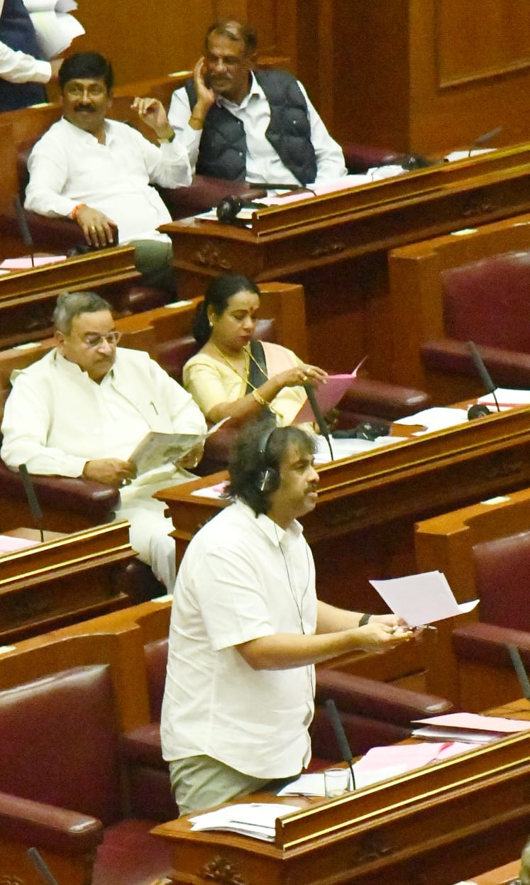 ಮಕ್ಕಳ ಶೂ-ಸಾಕ್ಸ್ ಅನುದಾನ ಪೂರ್ಣ ಬಿಡುಗಡೆ: ಸಚಿವ ಎಸ್.ಮಧುಬಂಗಾರಪ್ಪ