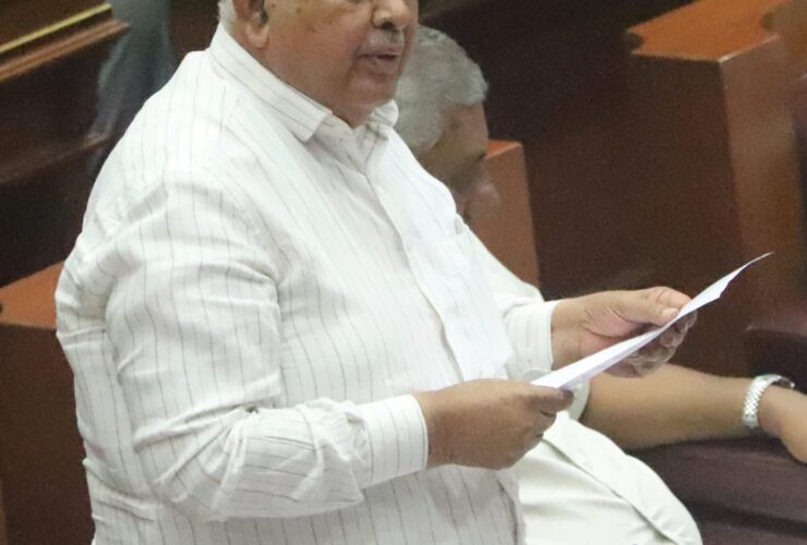 RTO ಕಚೇರಿಗಳಲ್ಲಿ ಮಧ್ಯವರ್ತಿಗಳ ಹಾವಳಿ ತಡೆಗೆ ಕ್ರಮ: ರಾಮಲಿಂಗಾರೆಡ್ಡಿ RTO ಕಚೇರಿಗಳಲ್ಲಿ ಮಧ್ಯವರ್ತಿಗಳ ಹಾವಳಿ ತಡೆಗೆ ಕ್ರಮ: ರಾಮಲಿಂಗಾರೆಡ್ಡಿ