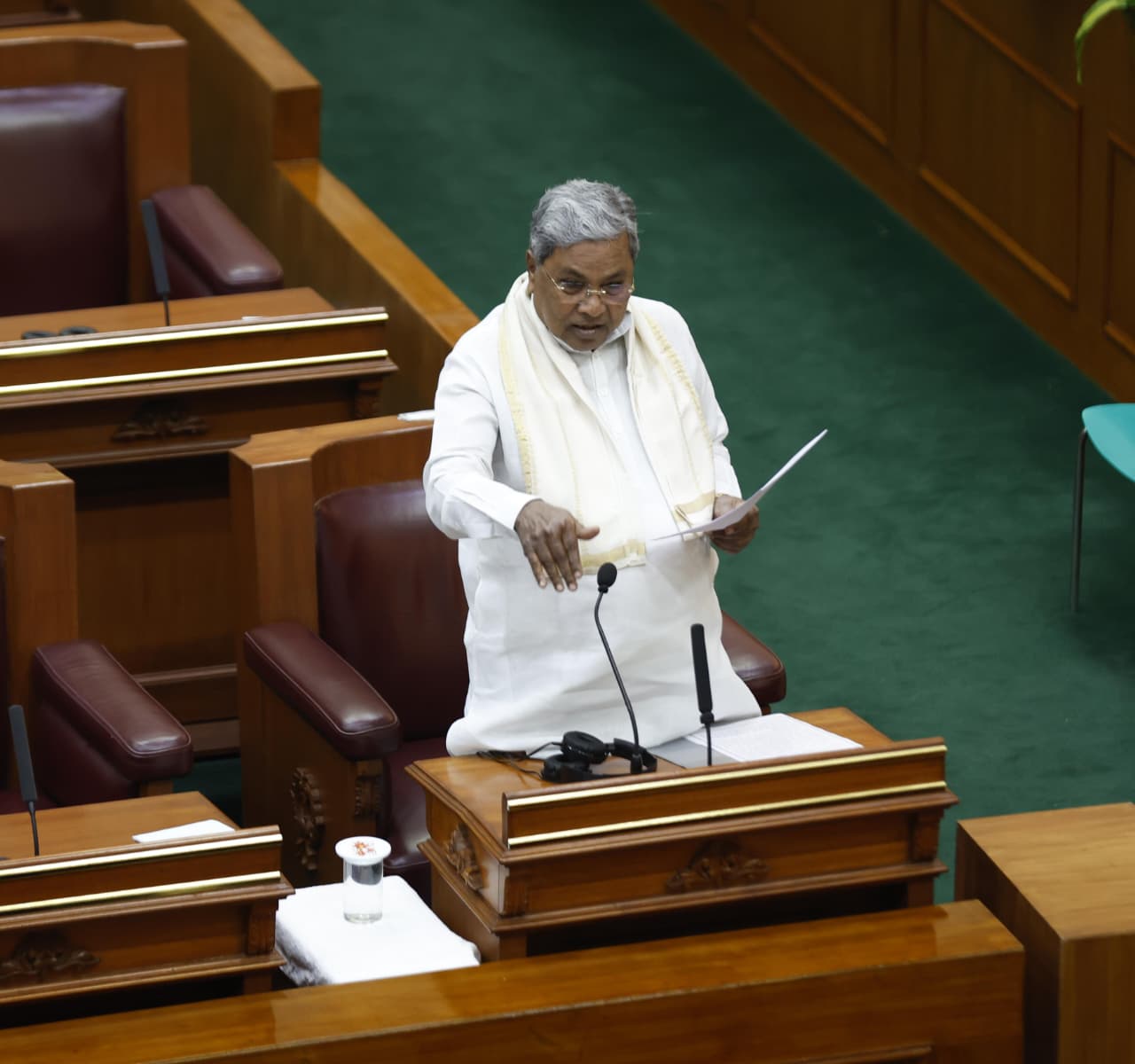 ಶ್ಯಾಮನೂರು ಶಿವಶಂಕರಪ್ಪ ಅವರ ನಿಧನಕ್ಕೆ ಸದನದಲ್ಲಿ ಮುಖ್ಯಮಂತ್ರಿಗಳ ಸಂತಾಪ ಶ್ಯಾಮನೂರು ಶಿವಶಂಕರಪ್ಪ ಅವರ ನಿಧನಕ್ಕೆ ಸದನದಲ್ಲಿ ಮುಖ್ಯಮಂತ್ರಿಗಳ ಸಂತಾಪ