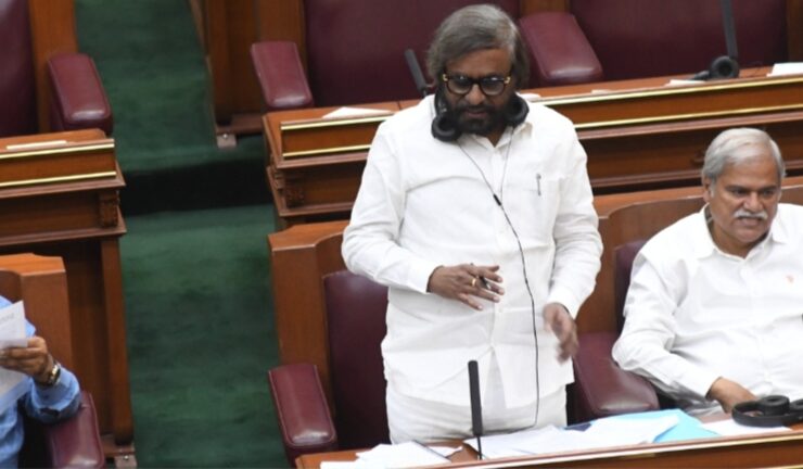 ಅರಣ್ಯ ಹಕ್ಕು ಕಾಯ್ದೆಗೆ ಮಾರ್ಪಾಡು ತರಲು ಕೇಂದ್ರಕ್ಕೆ ಪತ್ರ -ಅರಣ್ಯ ಸಚಿವ ಈಶ್ವರ ಖಂಡ್ರೆ ಅರಣ್ಯ ಹಕ್ಕು ಕಾಯ್ದೆಗೆ ಮಾರ್ಪಾಡು ತರಲು ಕೇಂದ್ರಕ್ಕೆ ಪತ್ರ -ಅರಣ್ಯ ಸಚಿವ ಈಶ್ವರ ಖಂಡ್ರೆ