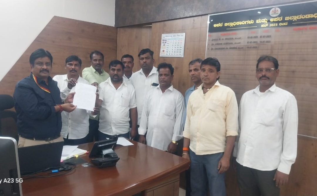 ಕಾಯಕಯೋಗಿ, ಕರ್ಮಯೋಗಿ, ಶೀವಯೋಗಿ ಶ್ರೀ ಸಿದ್ದರಾಮೇಶ್ವರ ಜಯಂತಿ ಆಚರಿಸದ ಅಧಿಕಾರಿಗಳ ಮೇಲೆ ಕ್ರಮಕ್ಕೆ ಬೆಳಗಾವಿ ಜಿಲ್ಲಾ ವಡ್ಡರ ಸಮಾಜದ ಮುಖಂಡರ ಆಗ್ರಹ