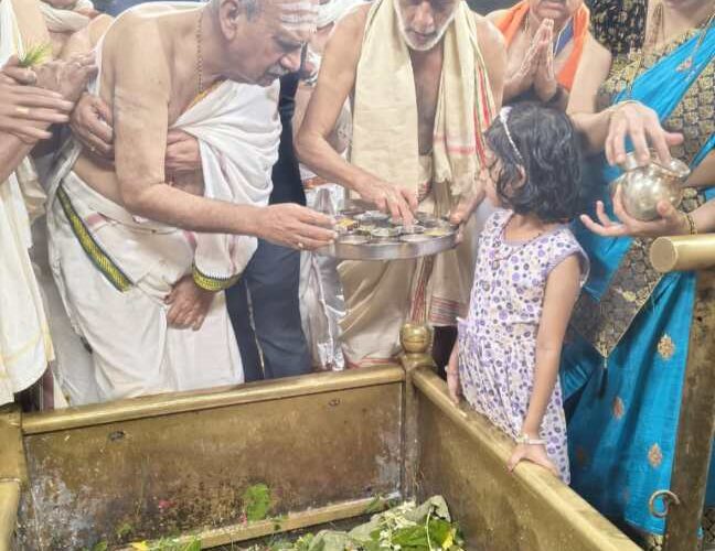 *ಗೋಕರ್ಣ ಮಹಾಬಲೇಶ್ವರ:ಶಿವರಾತ್ರಿ ನಿಮಿತ್ತ ಡಾ. ಪ್ರಭಾಕರ್ ಕೋರೆ ದರ್ಶನ** *ಗೋಕರ್ಣ ಮಹಾಬಲೇಶ್ವರ:ಶಿವರಾತ್ರಿ ನಿಮಿತ್ತ ಡಾ. ಪ್ರಭಾಕರ್ ಕೋರೆ ದರ್ಶನ**